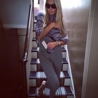 Caroline Fleming feet photo 9