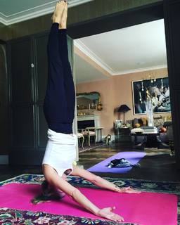 Caroline Fleming feet photo 3