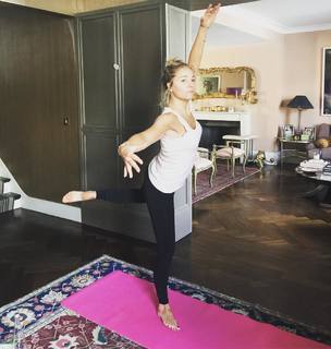 Caroline Fleming feet photo 18