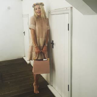 Caroline Fleming feet photo 16