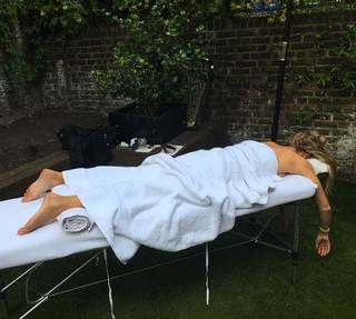 Caroline Fleming feet photo 14