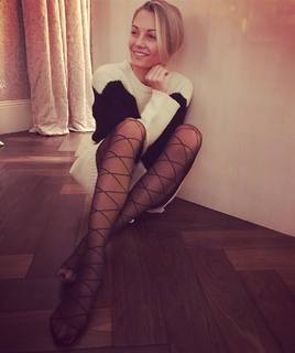 Caroline Fleming feet photo 11