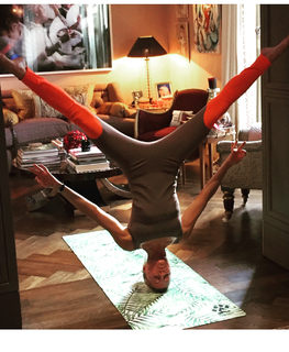 Caroline Fleming feet photo 9