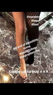 Caroline Fleming feet photo 13