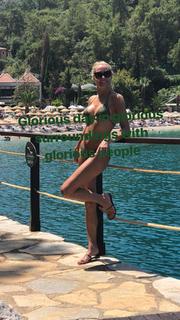 Caroline Fleming feet photo 7