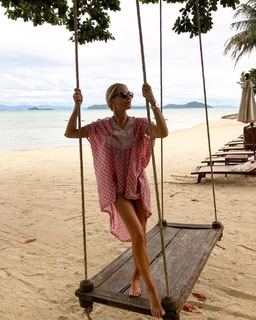 Caroline Fleming feet photo 13