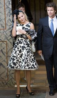 Caroline Fleming feet photo 3