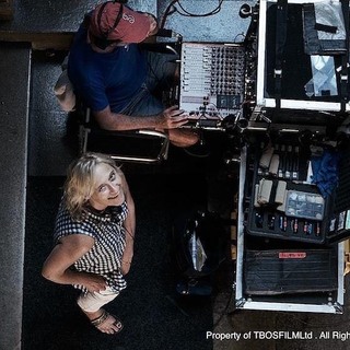 Caroline Goodall feet photo 9