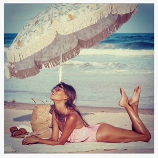 Caroline Ithurbide feet photo 10