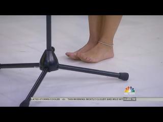 Caroline Jones feet photo 3