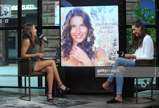 Caroline Jones feet photo 6