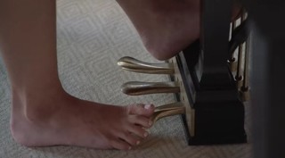 Caroline Jones feet photo 16