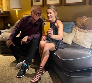 Caroline Jones feet photo 4