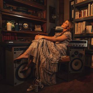 Caroline Jones feet photo 18