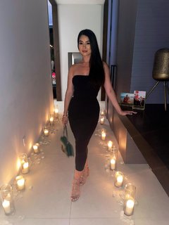 Caroline Kwan feet photo 1