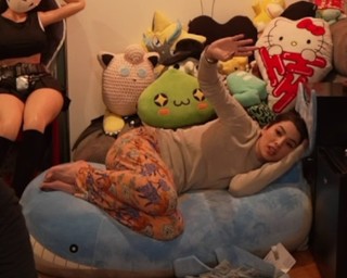 Caroline Kwan feet photo 1