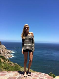 Caroline Lowe feet photo 1
