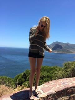 Caroline Lowe feet photo 18