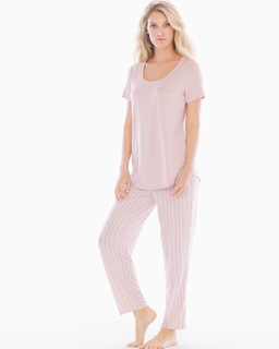 Caroline Lowe feet photo 3