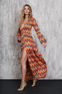 Caroline Lowe feet photo 10