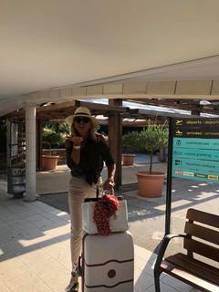 Caroline Mageridon feet photo 11