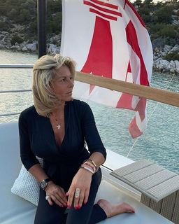 Caroline Mageridon feet photo 4