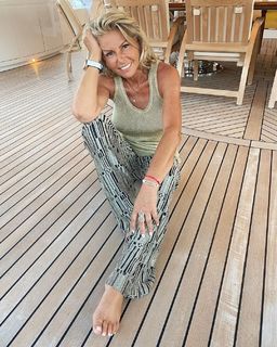 Caroline Mageridon feet photo 7