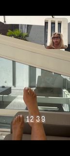 Caroline Mageridon feet photo 17