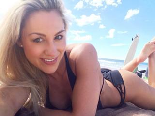 Caroline Pearce feet photo 16