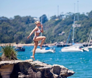 Caroline Pearce feet photo 10