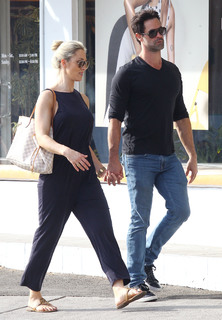 Caroline Pearce feet photo 10
