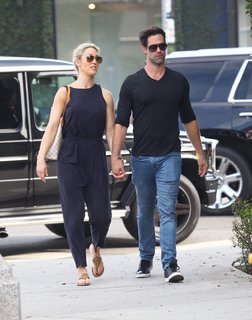 Caroline Pearce feet photo 7