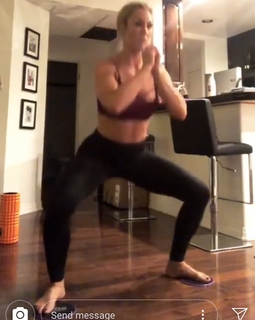 Caroline Pearce feet photo 13