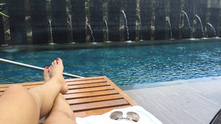 Caroline Pearce feet photo 4