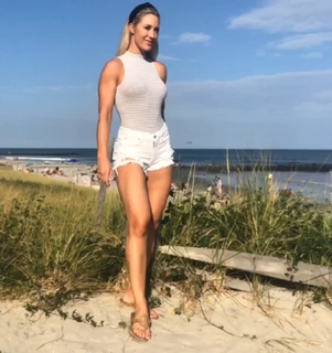 Caroline Pearce feet photo 7