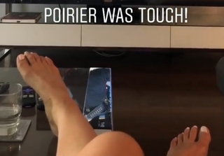 Caroline Pearce feet photo 2