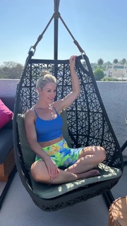 Caroline Pearce feet photo 16
