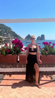 Caroline Pearce feet photo 4
