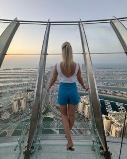 Caroline Pearce feet photo 17