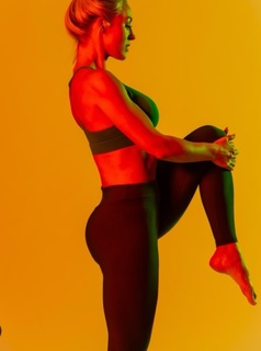 Caroline Pearce feet photo 8