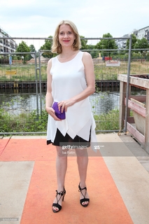 Caroline Peters feet photo 14