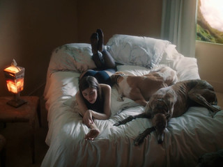 Caroline Polachek feet photo 6