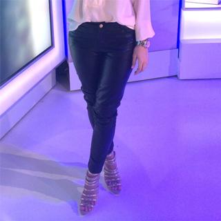Caroline Receveur feet photo 2