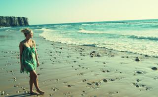 Caroline Receveur feet photo 13
