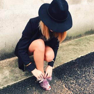 Caroline Receveur feet photo 10