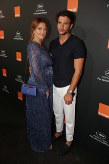 Caroline Receveur feet photo 10