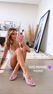 Caroline Receveur feet photo 5