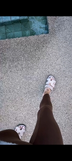 Caroline Receveur feet photo 4