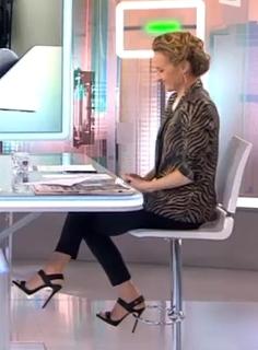 Caroline Roux feet photo 6