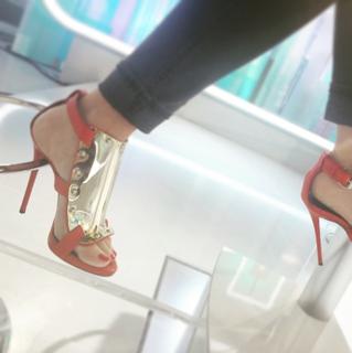 Caroline Roux feet photo 5